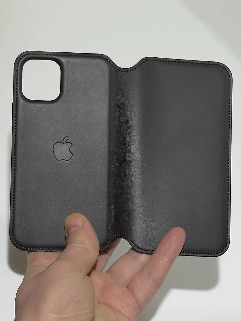 Оригинальный кожаный чехол-книжка Apple Leather Folio для iPhone 11 Pro (5.8") Black MX062ZM/A - фото 6
