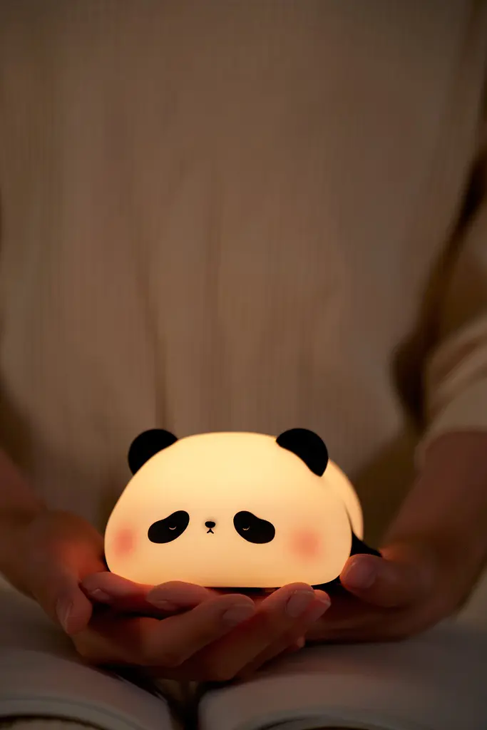 Силиконовый беспроводной ночник "Лежащая панда" - фото 7