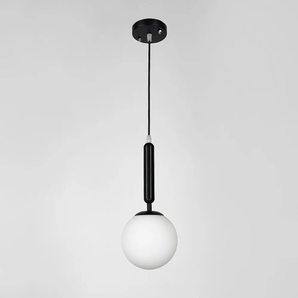 Подвесной светильник в черном корпусе с белым плафоном | Line F | Арт. A91086/1 BK - фото 4