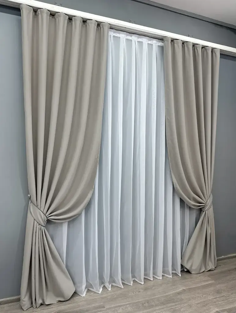 Комплект штор VR-Textil Midnight блекаут 2 шт 150x290 см сіро-бежевий (1672ш) - фото 3
