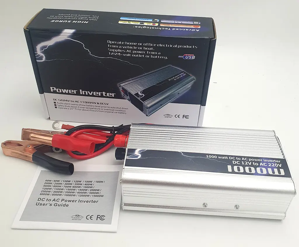 Автоінвертор-перетворювач напруги 12 V-220 V 1000 Вт і USB-виходом 12 V у 220 V 1000 W Power Inverter