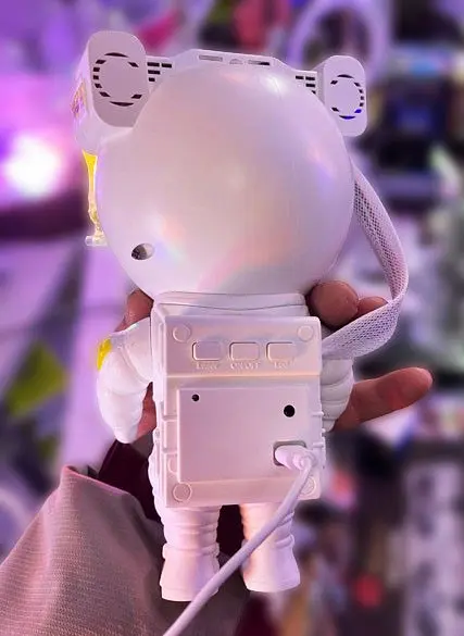 Нічник – проектор зоряного неба Астронавт Astronaut Starry Sky Projector космонавт дитячий світильник - фото 8