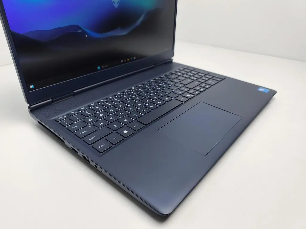 Ноутбук Dell 16 Alienware 16 Aurora 2.5K IPS 120Hz/Intel 7-240H/32GB/1TB/RTX 5060 8GB/DOS (LAC16250-7568BLU-PUS) - фото 9
