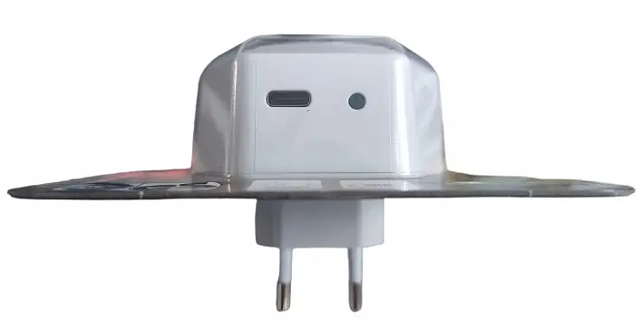 Зарядний пристрій USB-C з нічником та датчиком світла 15W Білий - фото 5