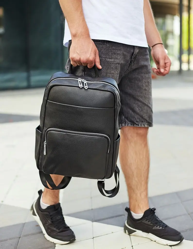 Чоловічий шкіряний рюкзак для ноутбука і подорожей чорний Tiding Bag 59331 - фото 9