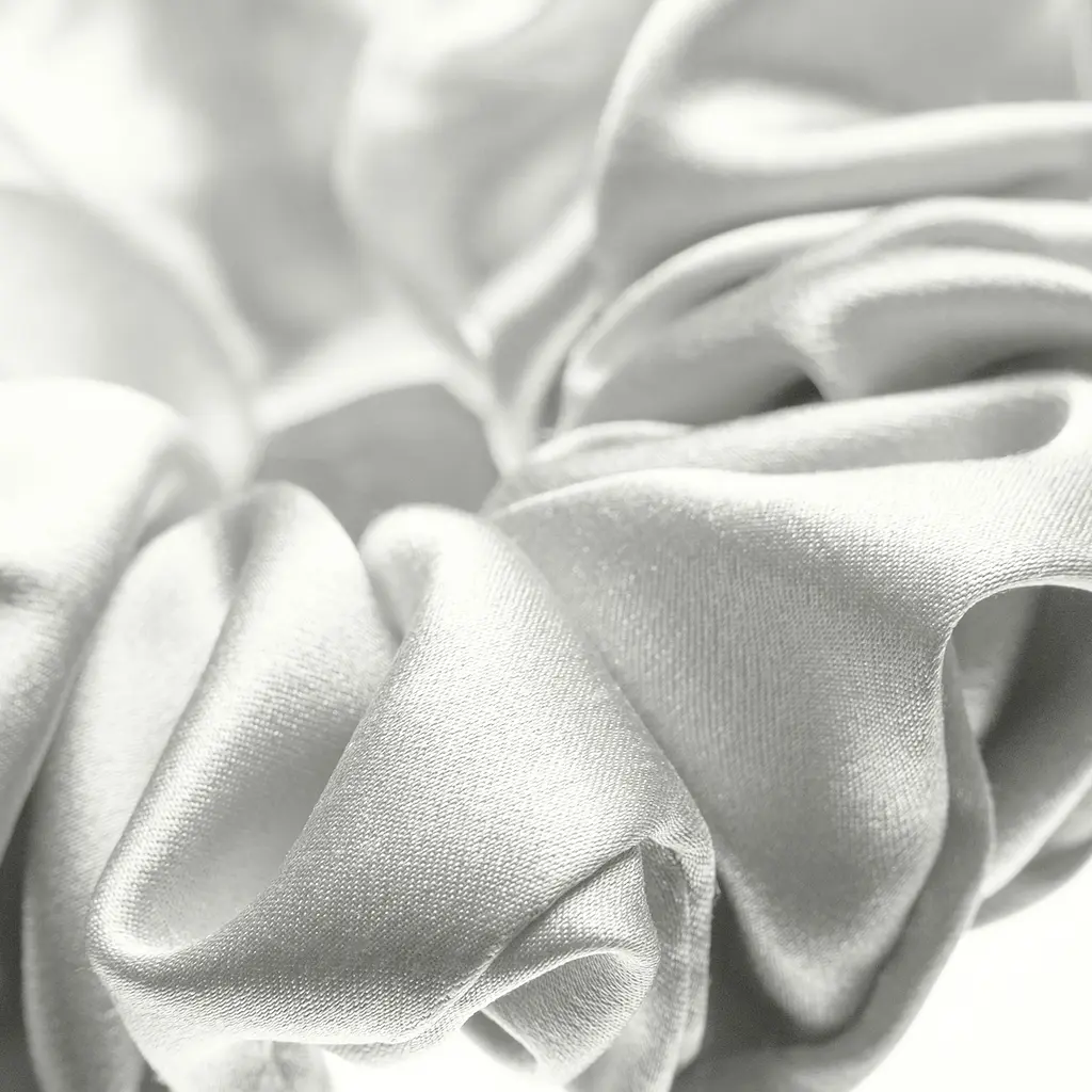 Набор из 2 шелковых резинок для волос Чумацький Шлях S+L - два режима фиксации молочный (1245-02) - фото 4