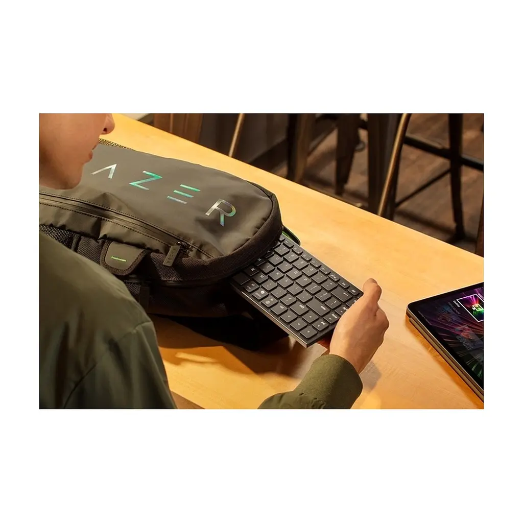 Клавіатура Razer Joro Portable Bluetooth RGB UA Black (RZ03-02360100-R3M1) - фото 2