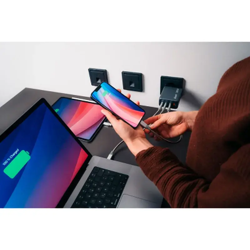 Зарядний пристрій Verbatim GaN 200 W 4 ports (2xUSB-C-100 W,USB-C-65 W /USB-A -3.0) (32204) - фото 9