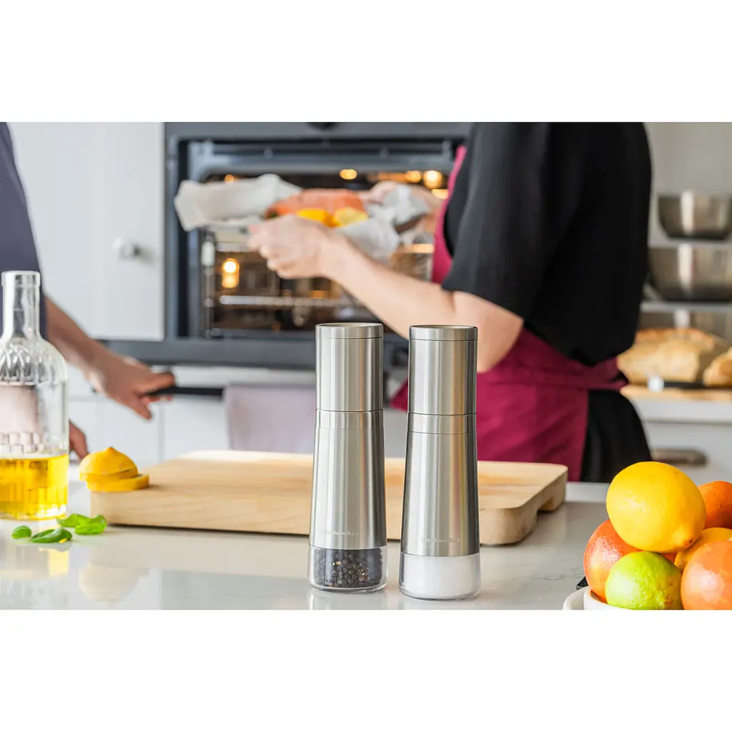 Набір млинків для солі та перцю KitchenAid Universal сріблястий 2 шт. (KOG988OSSSA) - фото 16