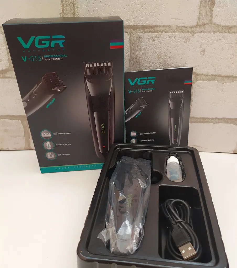 Професійна машинка для стрижки VGR V-015 на акумуляторі з USB зарядкою - фото 4