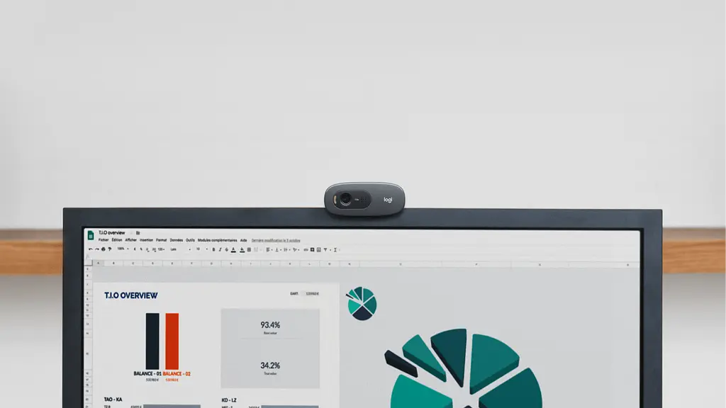 Веб-камера Logitech HD Webcam C270 Black (960-001063) [67388] - фото 4