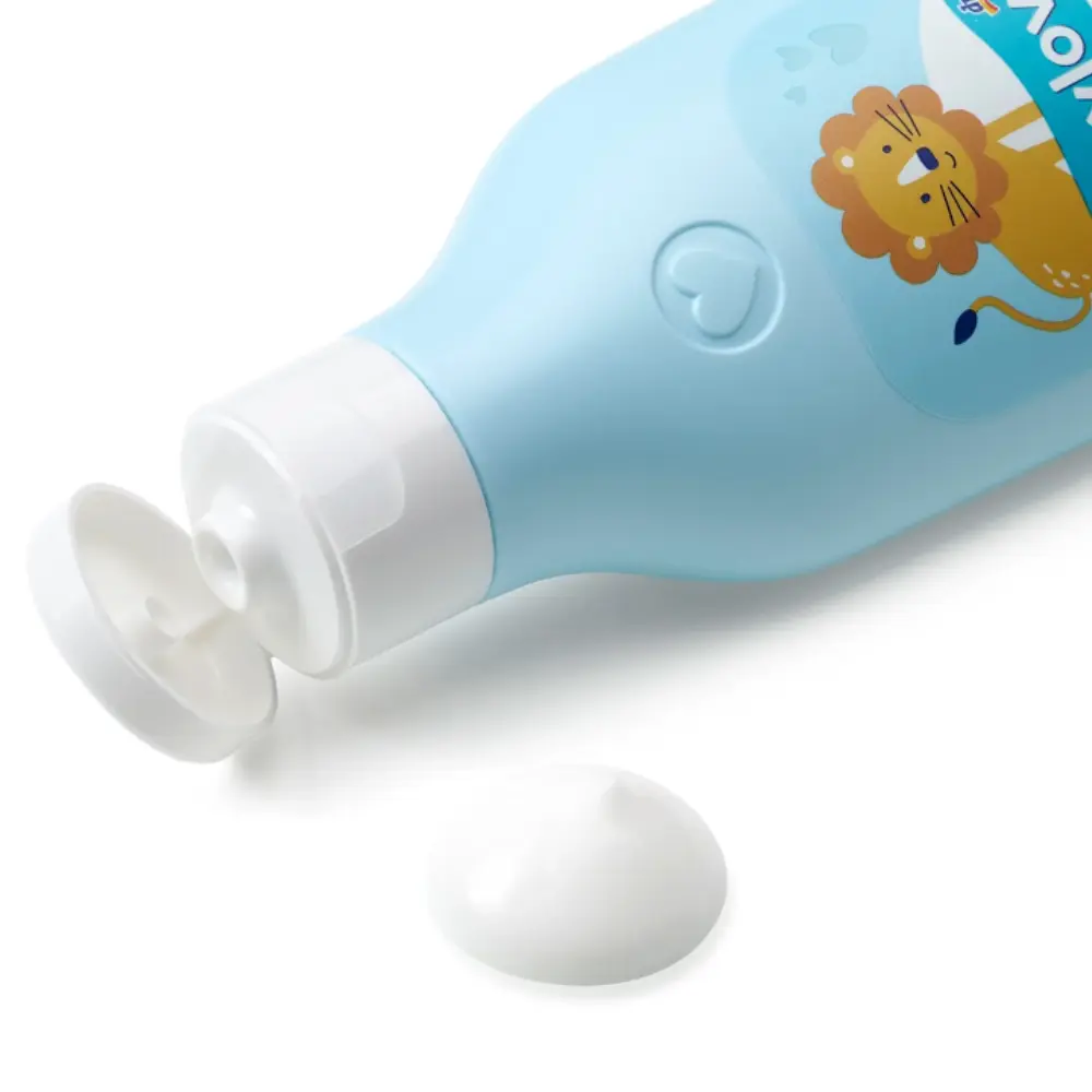 Дитяче зволожуюче молочко для тіла Babylove Pflegemilk Sensitive, 250 мл - фото 3
