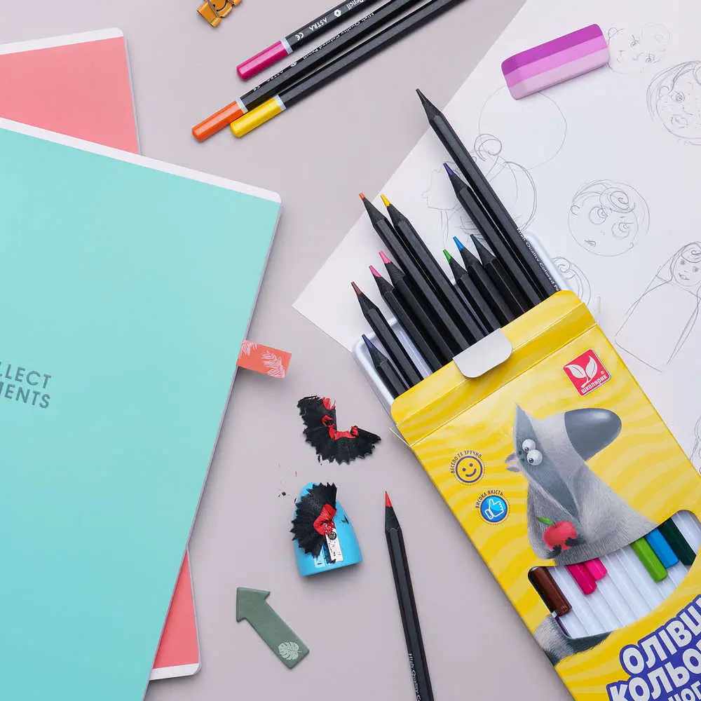 Карандаши цветные Школьник с точилкой 12 цветов (312114001-UA) - фото 3