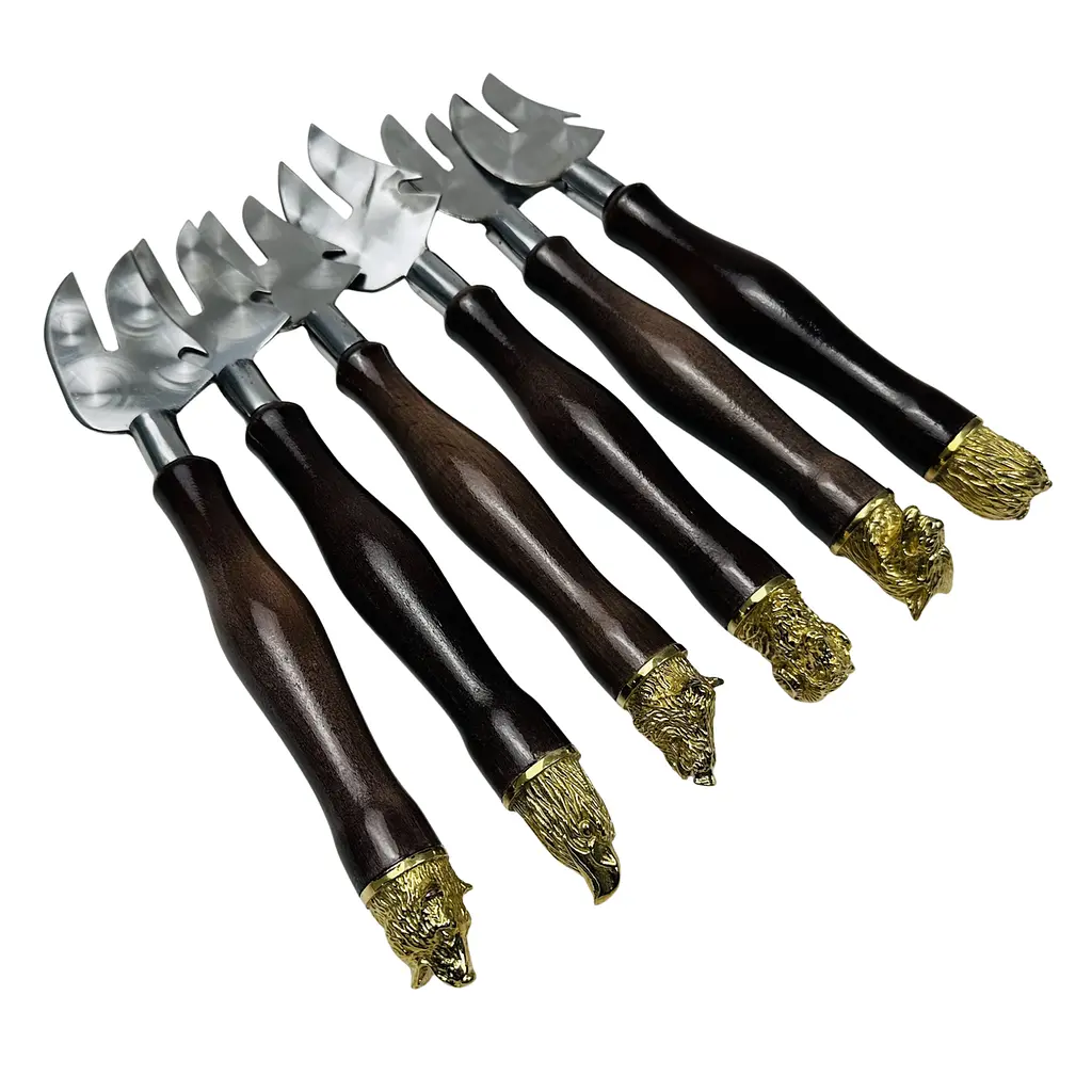 Ексклюзивний набір шампурів ручної роботи у дерев'яному кейсі з латуним литтям голів звірів Сафарі Lux - фото 9