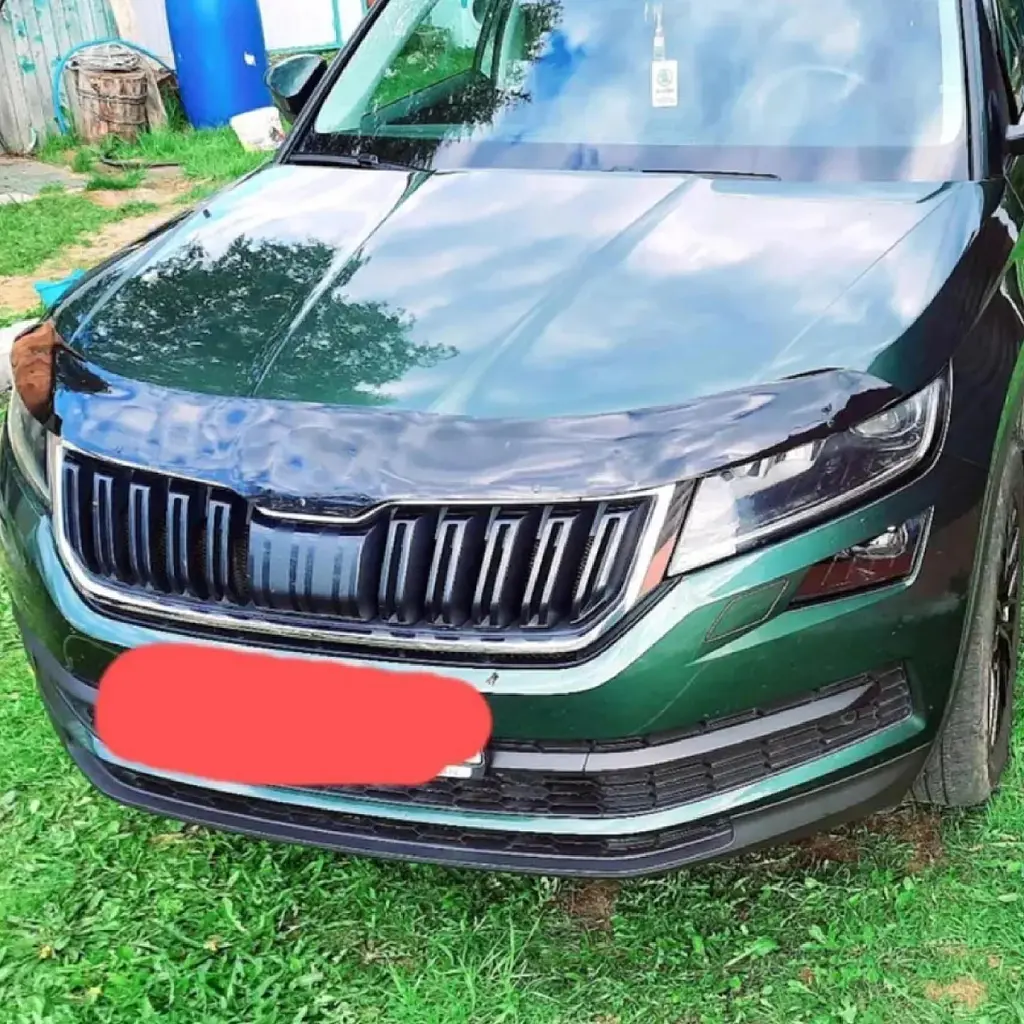 Дефлектор капоту мухобійка для Skoda Kodiaq 2016- Євро Кріплення (Vip Tuning) - фото 3