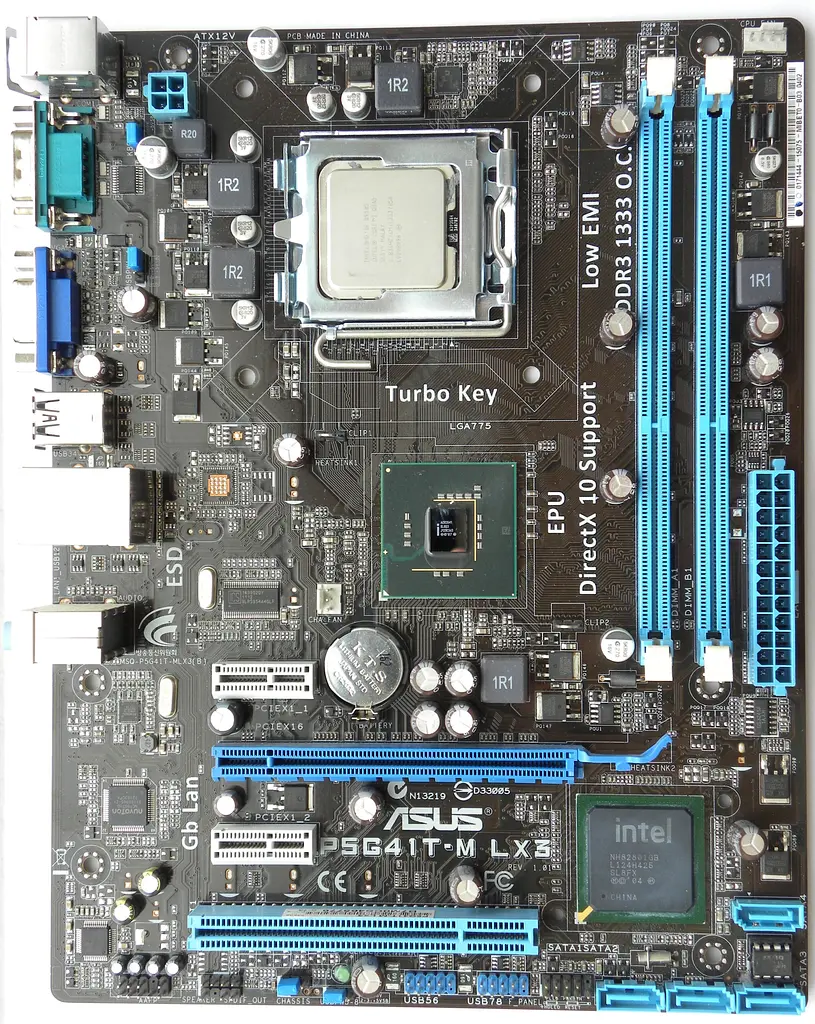 Материнська плата Asus P5G41T-M LX3 LGA775 (P5G41T-M LX3) Б/В