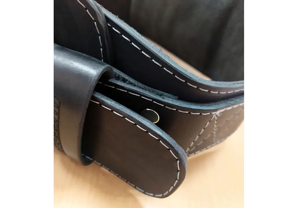 Пояс атлетичний EasyFit Training Belt (чорний) S (EF-TAB-BK-S) - фото 4