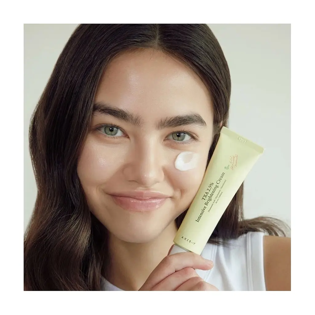 Крем для обличчя Axis-Y TXA 2.5% Intensive Brightening Освітлюючий 50 мл (8809634611178) - фото 4