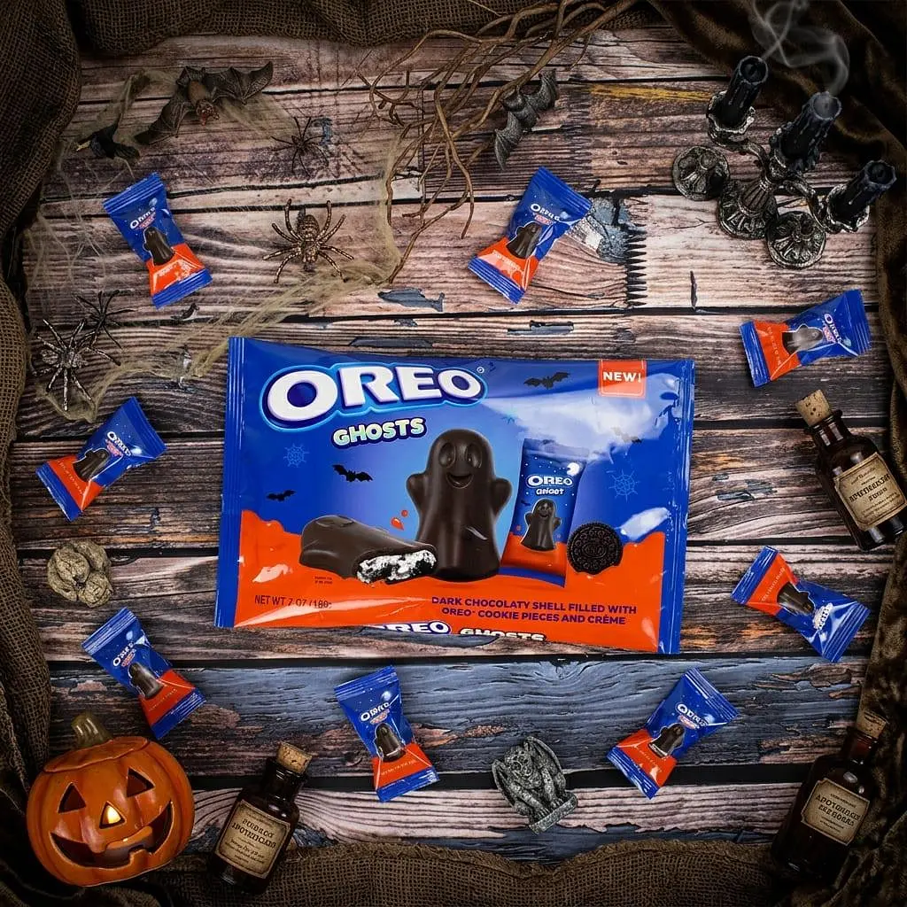 Шоколадні цукерки Frankford Oreo Dark Chocolate Halloween Ghosts 198г - фото 2