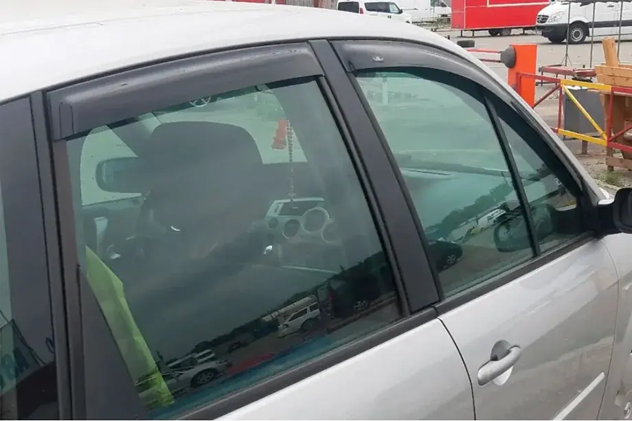 Дефлектори вікон вітровики HIC для Renault Scenic II / Grand Scenic 2003-2009 (REN06) - фото 2