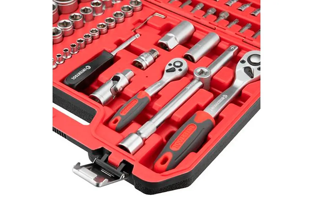 Набор ручного инструмента автомобильного Intertool ET-9094 1/4" x 1/2" в наборе 94 предмета RED - фото 9