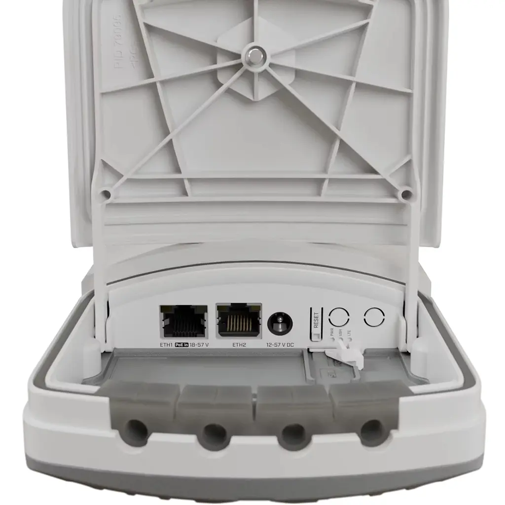 Точка доступу Mikrotik wAP ax LTE7 kit (wAPGR-5HaxD2HaxD&R11e-LTE7) - фото 2