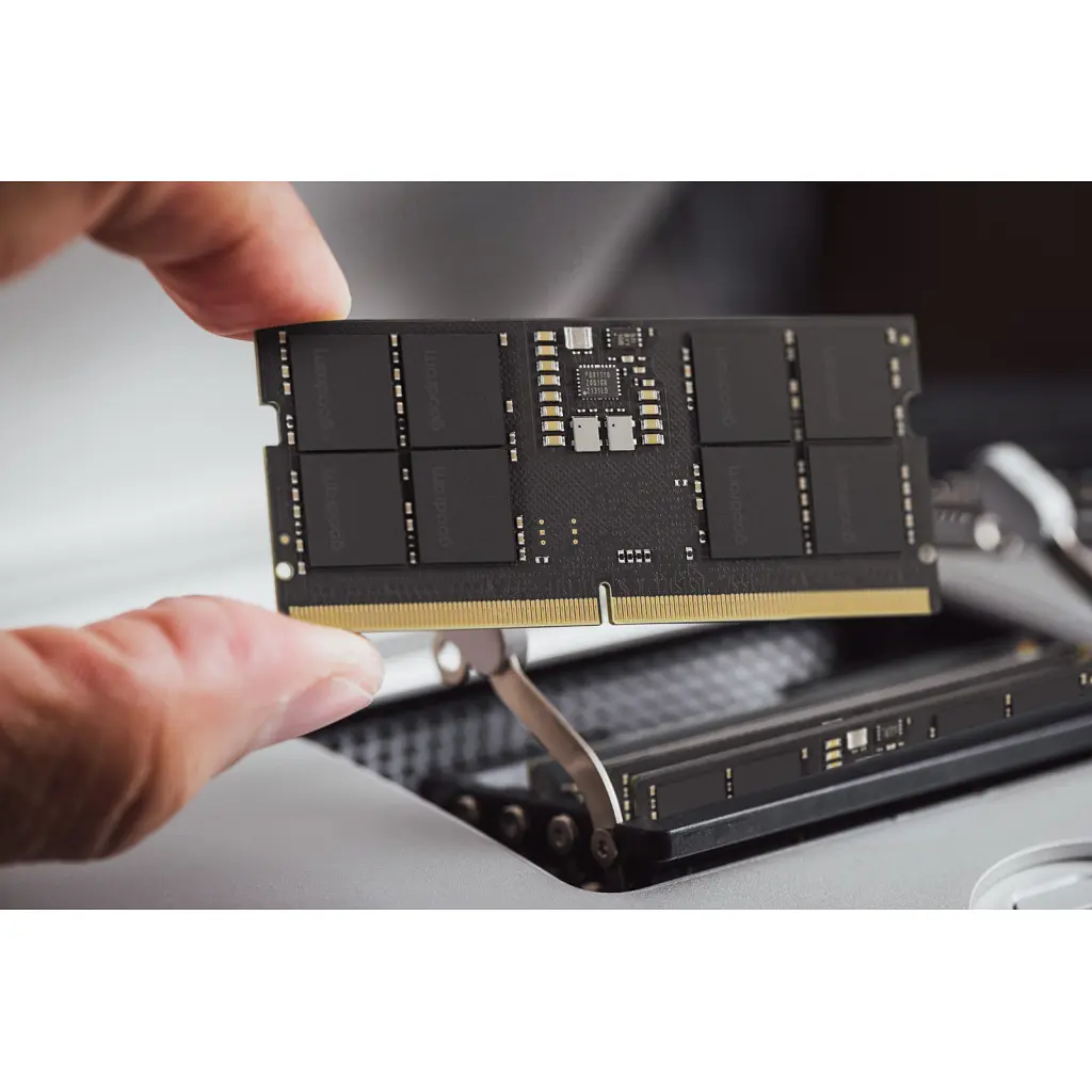 Модуль памяти для ноутбука SoDIMM DDR5 5600 MHz Goodram (GR5600S564L46/32G) - фото 6