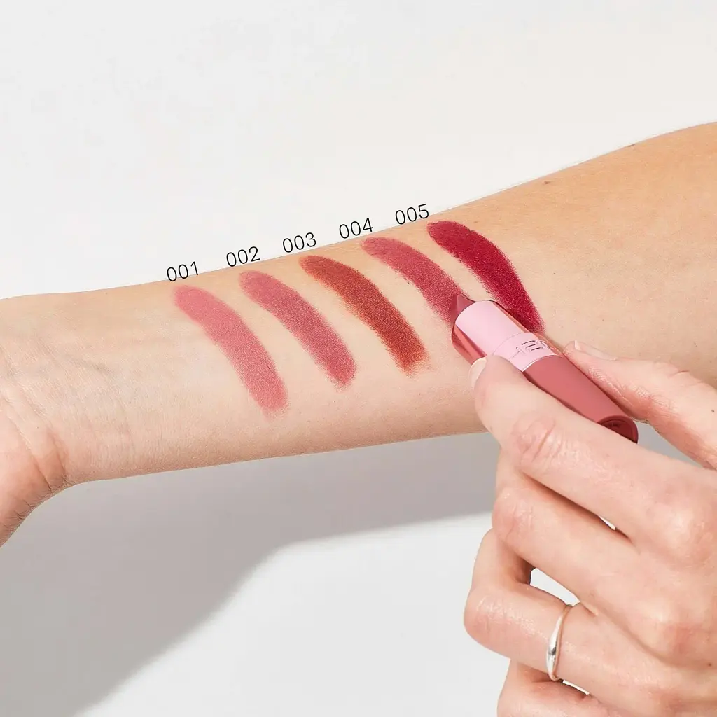 Помада для губ Gosh Luxury Rose Lips відтінок 003 Adore 3.5 г - фото 6