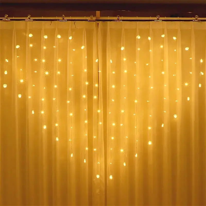 Светодиодная гирлянда штора сердце  138 led 8 режимов - фото 1