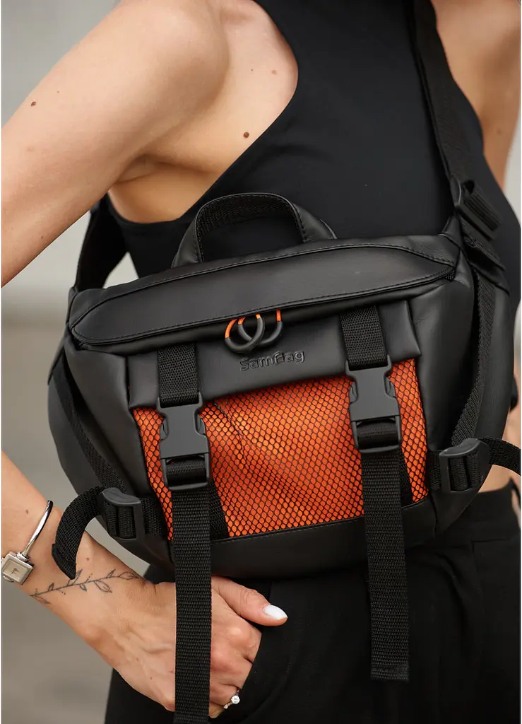 Жіноча сумка бананка Sambag Dynamicdart чорно-помаранчева 38 × 21 × 7 см (80411129) - фото 12