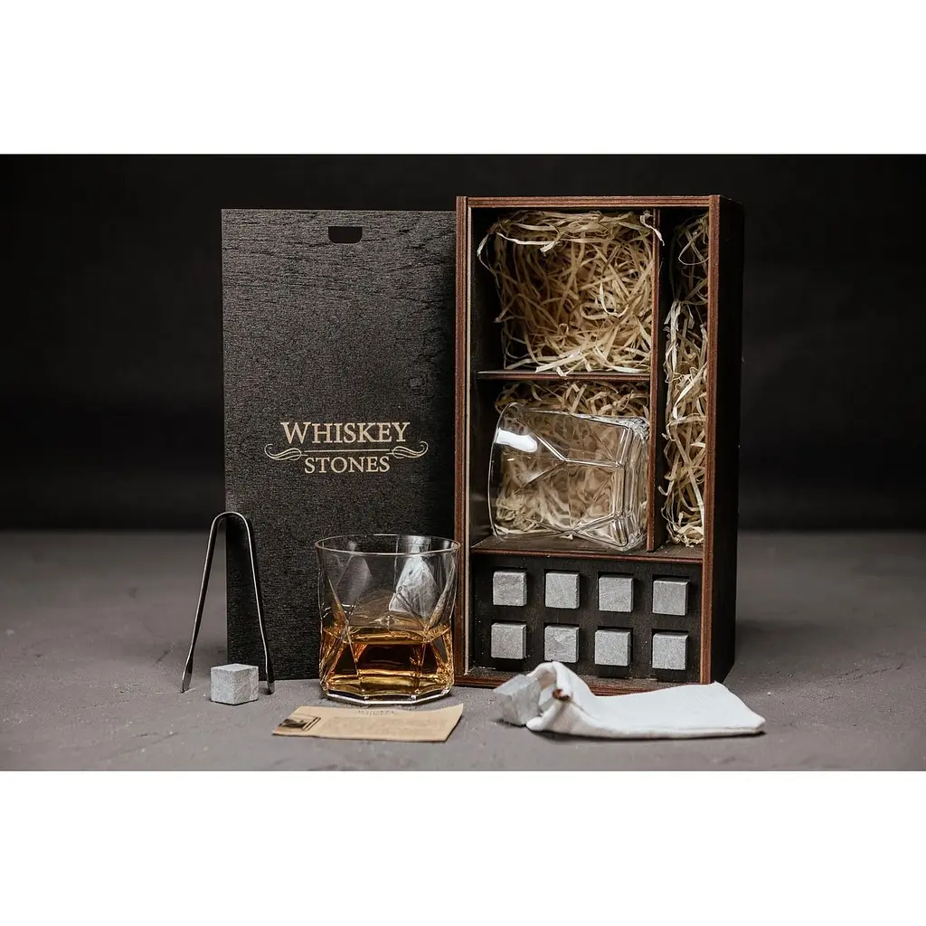 Подарунковий набір Whiskey Stones камені для віскі в дерев'яному пеналі №1 + 2 склянки Bormioli Rocco Cassiopea + щипці + мішечок - фото 3