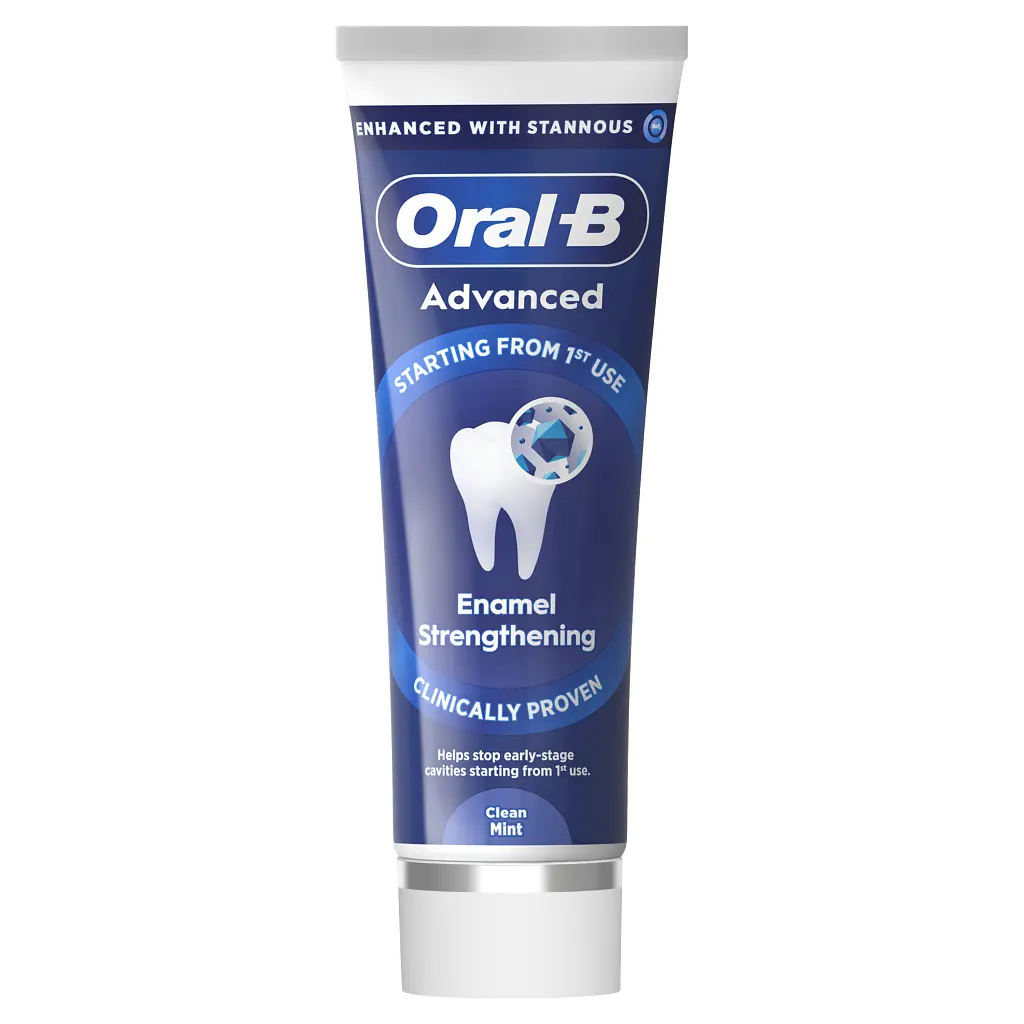 Зубна паста Oral-B Advanced Зміцнення емалі Чиста м'ята 75 мл (8006530090797)