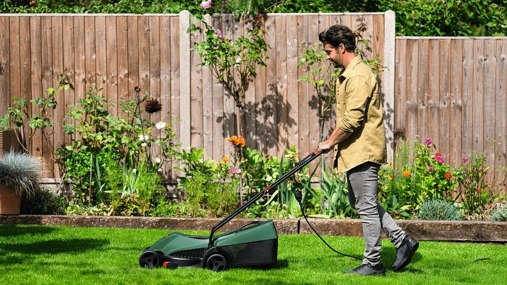 Газонокосарка електрична Bosch EasyRotak (0.600.8A6.300) - фото 6