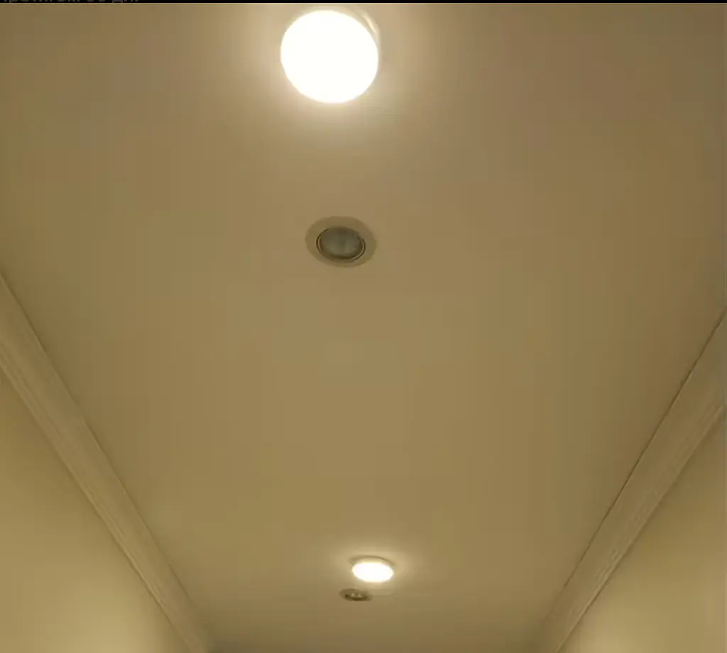 Акумуляторна LED лампа 3W кругла з датчиком руху світильник на магнітах ліхтар 9см універсальне підсвічування холодне світло - фото 6