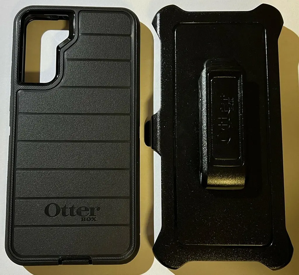 Чохол протиударний із кліпсою-підставкою OtterBox Defender Series Pro для Samsung Galaxy S21 Plus (6.7") Black - фото 4