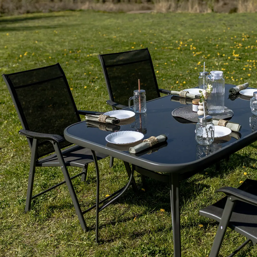 Комплект садових меблів 4Points Taormina-4 з прямокутним столом 150х90х70см з чорною скляною стільницею і сірим каркасом + 4 розкладні стільці з сірим каркасом - фото 10