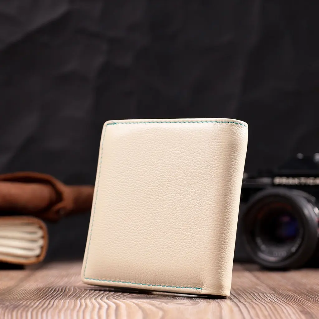 Красивий жіночий гаманець середнього розміру з натуральної шкіри ST Leather 19499 бежевий - фото 9