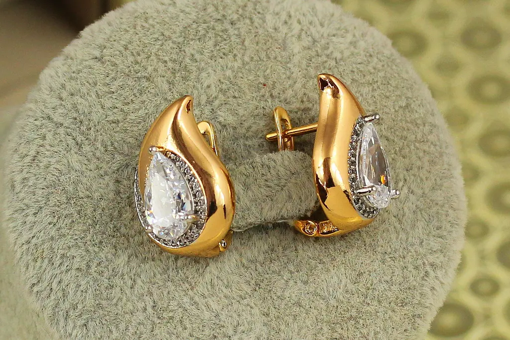 Сережки Xuping Jewelry полум"я з родієм 1,8 см золотисті - фото 2