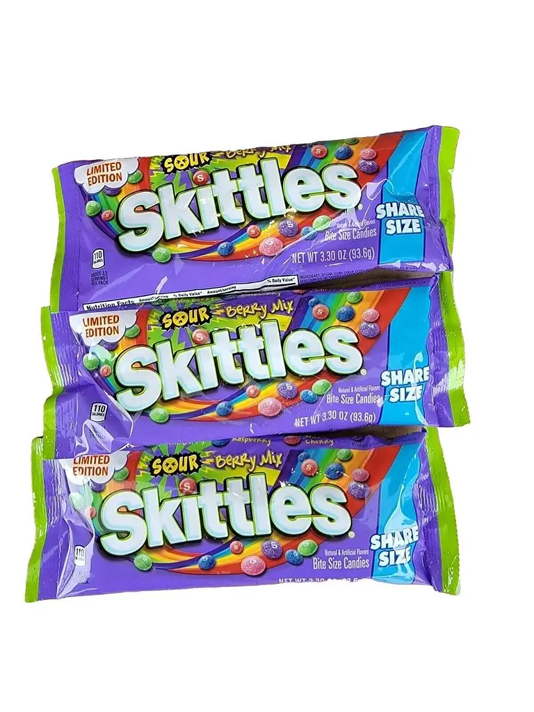 Драже Skittles Sour Berry Limited Edition Chewy Candy 93.6г - фото 4