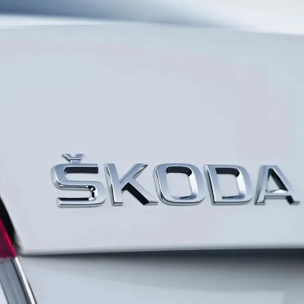 Емблема для Skoda 150 x 23 мм роздільна 3М Польща (5JA 853 687 2ZZ) - фото 2