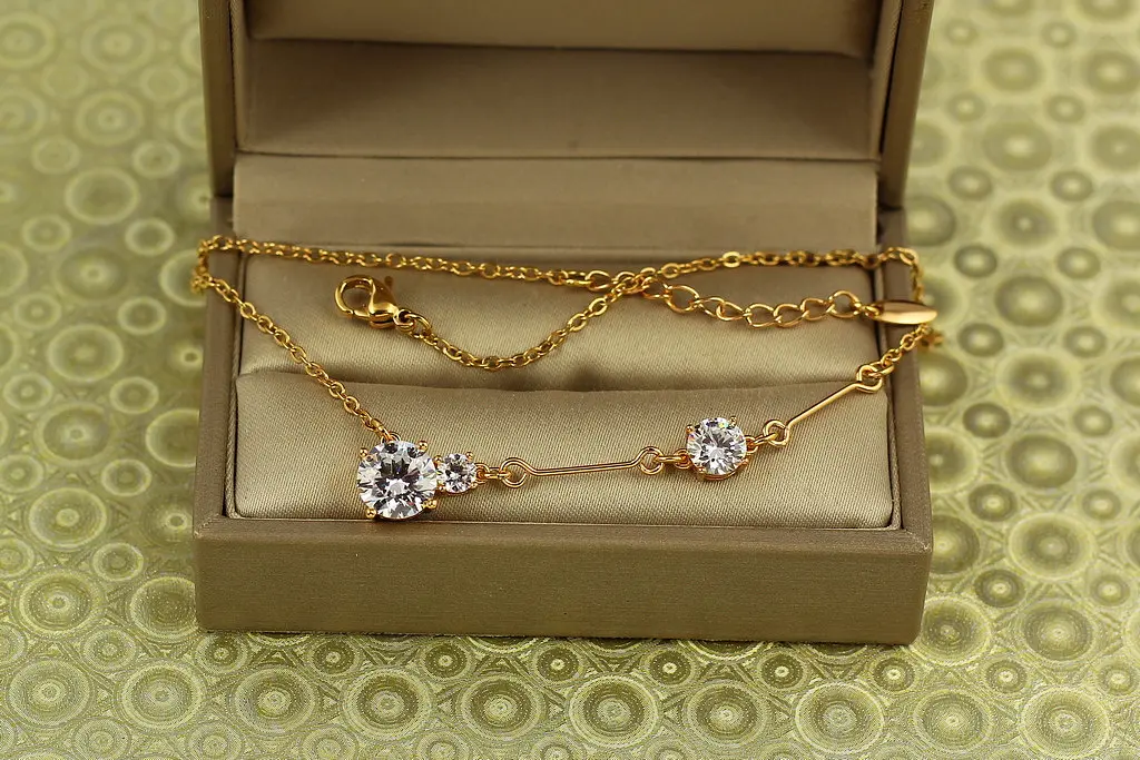 Ланцюг Xuping Jewelry з трьома каменями 46 см золотистий - фото 2