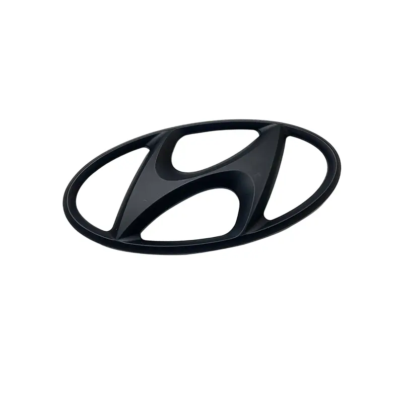 Емблема Hyundai 115х58 мм Пластик на скотчі Чорний матовий (Завод) - фото 2