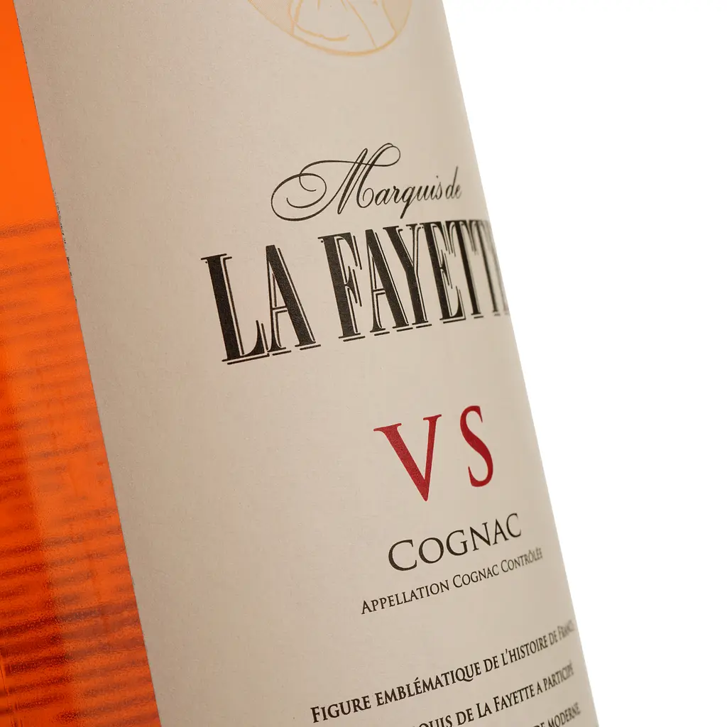 Коньяк Marquis de La Fayette VS 40% 0.7 л в подарочной упаковке - фото 3
