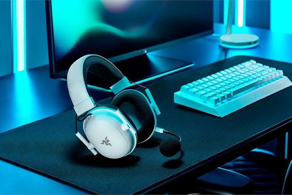 Ігрові навушники Razer BlackShark V2 Pro для PlayStation White (RZ04-04530600-R3G1) [111112] - фото 7