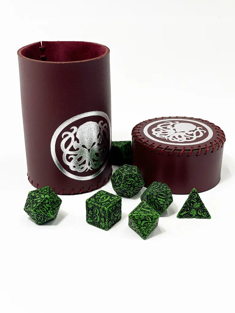Настільна гра Планета Ігор Чаша для кубиків Ктулху (бургунді) (Dice cup Cthulhu burgundy) (pi-dc003) - фото 5