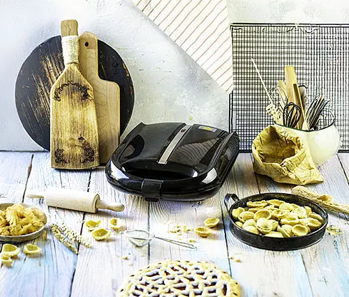 Электрическая орешница Adler AD 3039 форма для выпечки орешков - фото 9