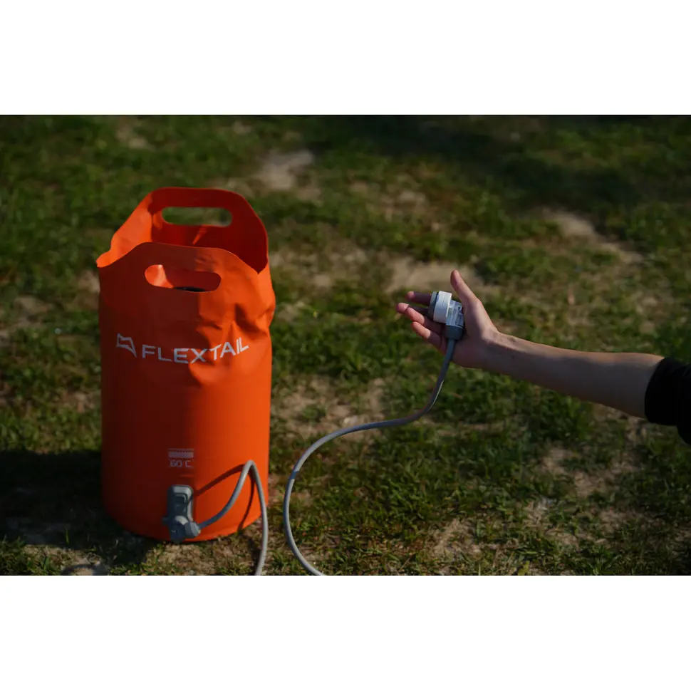 Душ портативний із ємністю та насосом Flextail Tiny Shower Bucket, 20л, помаранчевий - фото 4