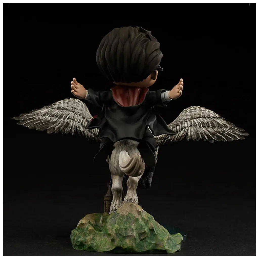 Фігурка для геймерів Iron Studios Harry Potter Harry and Buckbeak (WBHPM39921-MC) - фото 3