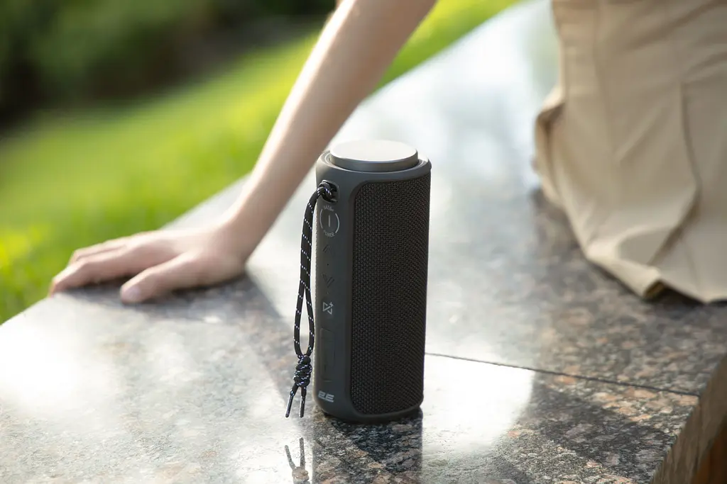 Акустична система 2E SoundXTube2 TWS, MP3, Wireless, Waterproof Black - фото 9