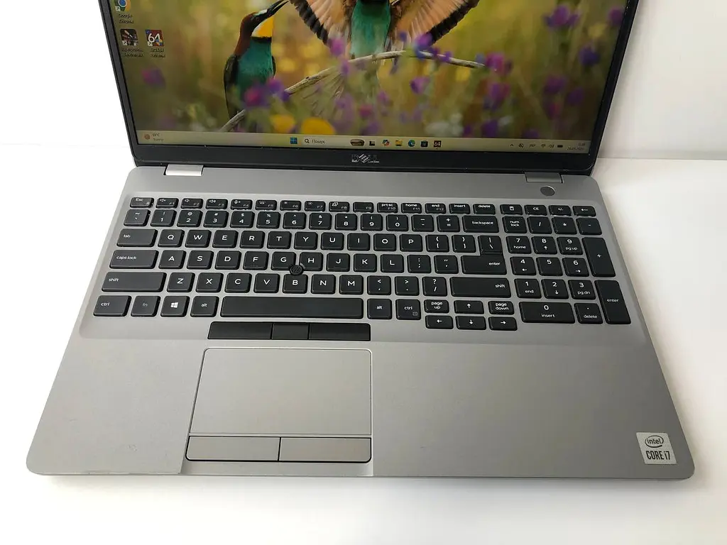 Ноутбук DELL Precision 3551 (i7-10750H / 16GB / SSD 256GB / Quadro P620 4GB) б/в - фото 3